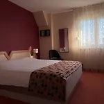 Au Relais De L'ill Hotel 3*