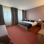Hotel Au Relais De L'ill 3*