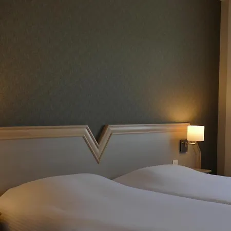 Au Relais De L'ill 3*