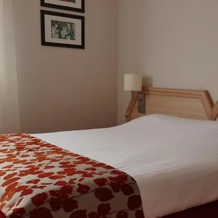 Au Relais De L'ill Hotel 3*