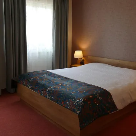 Hotel Au Relais De L'ill 3*