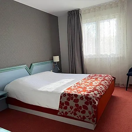 Au Relais De L'ill מלון