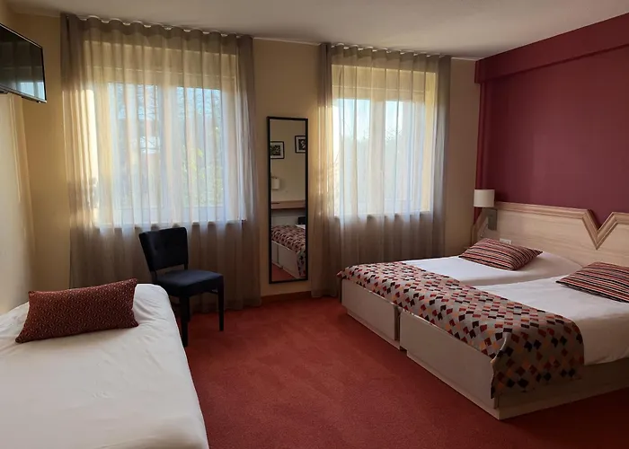 Au Relais De L'ill Hotell Sermersheim